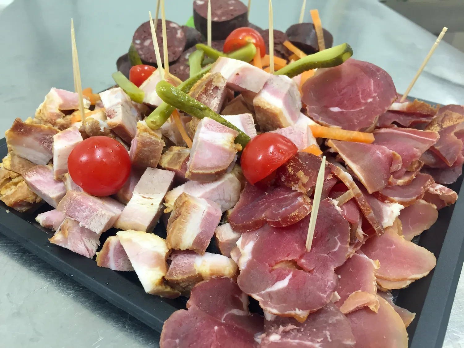 charcuterie souligne sous ballon